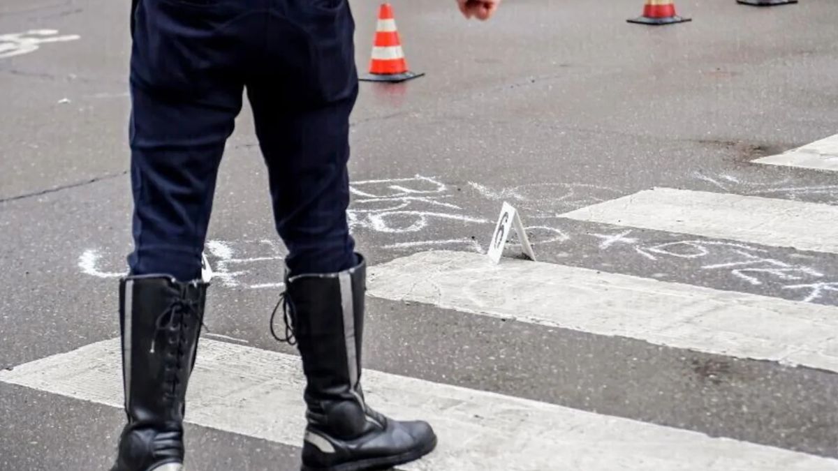 schianto tra cinque auto otto coinvolti traffico bloccato per ore