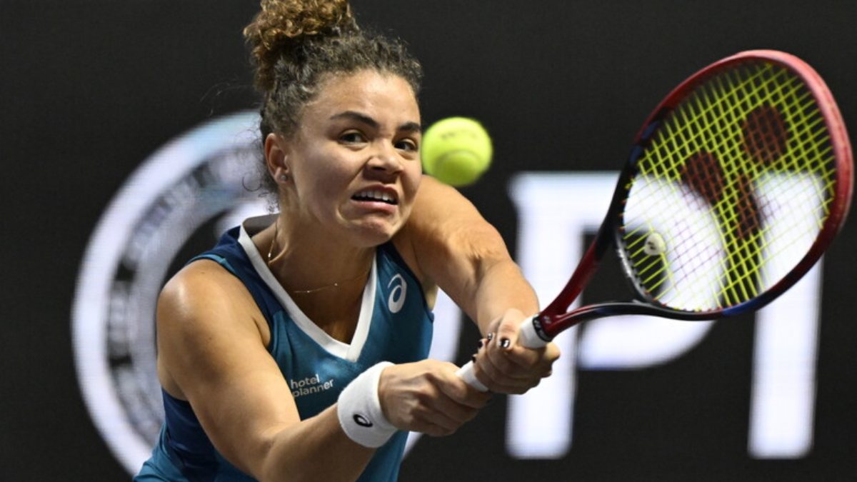 Roland Garros, Paolini butta via la partita: dopo tre match point il crollo Roland Garros, Paolini butta via la partita: dopo tre match point il crollo
