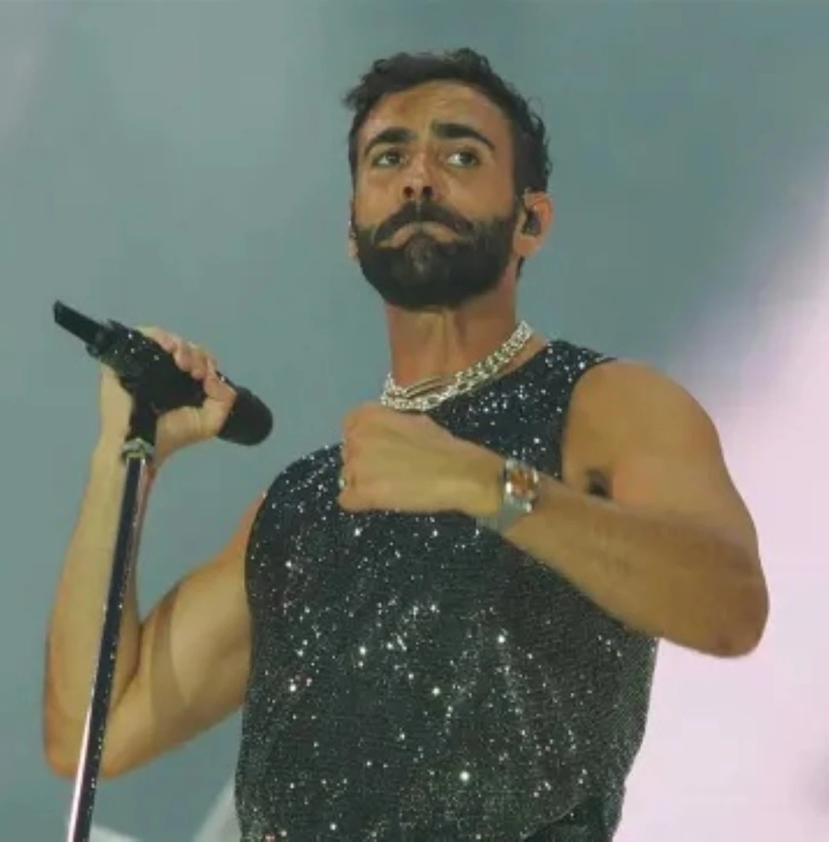 marco mengoni lacrime brano mamma