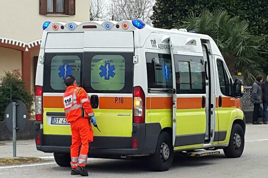 operaio travolto da lastra di marmo
