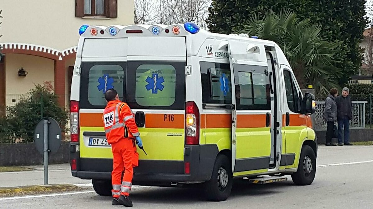 operaio travolto da lastra di marmo
