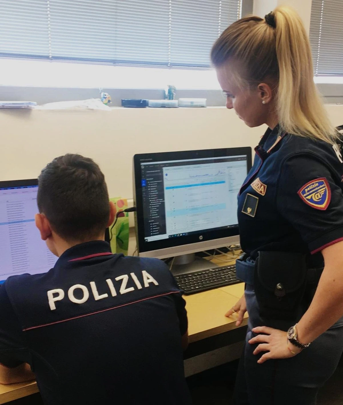 papà picchia mamma bimba chiama 118