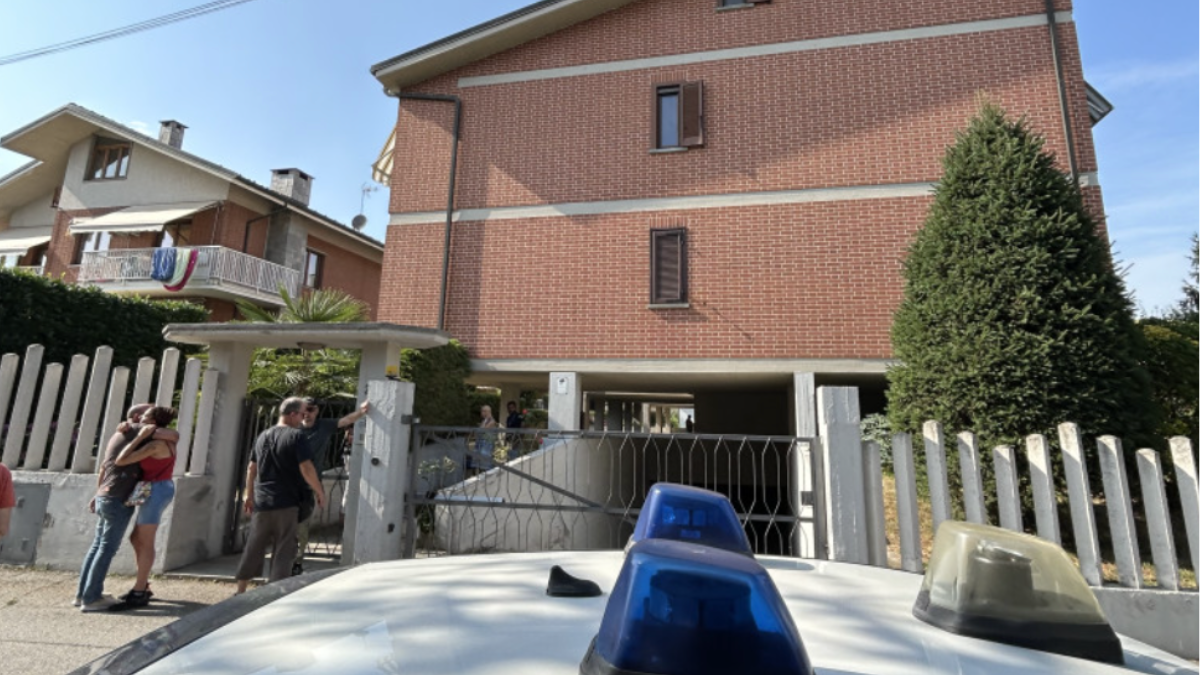 Donna trovata morta in casa, il marito trovato poco dopo: dov’era, atroce Donna trovata morta in casa, il marito trovato poco dopo: dov’era, atroce