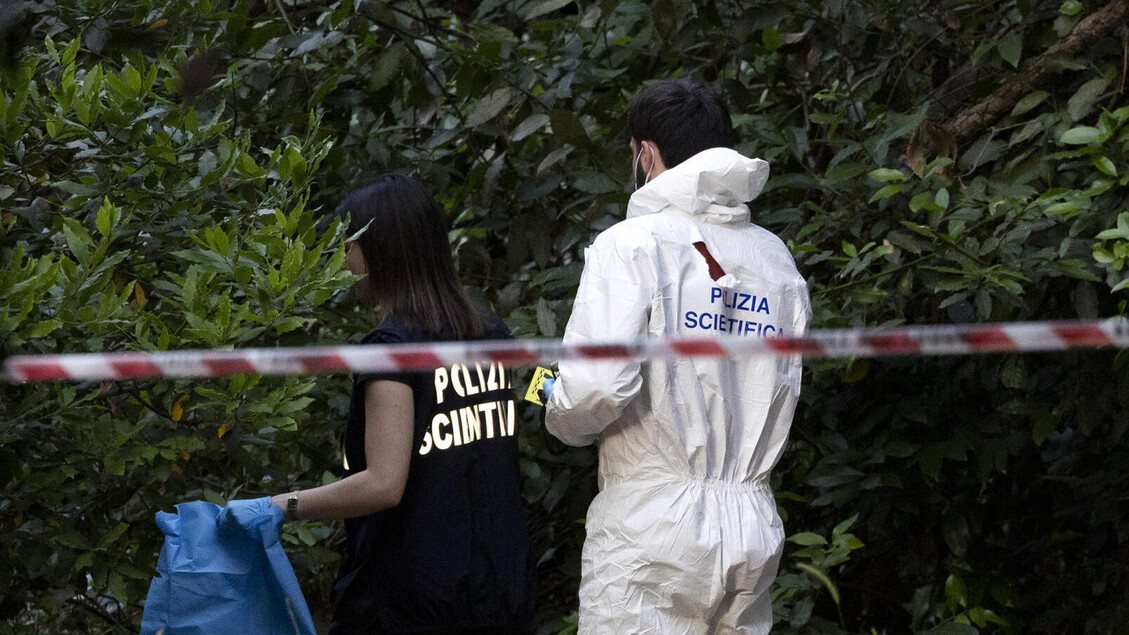 Villa Pamphili, sta succedendo adesso. In azione i sub: cosa cercano Villa Pamphili, sta succedendo adesso. In azione i sub: cosa cercano