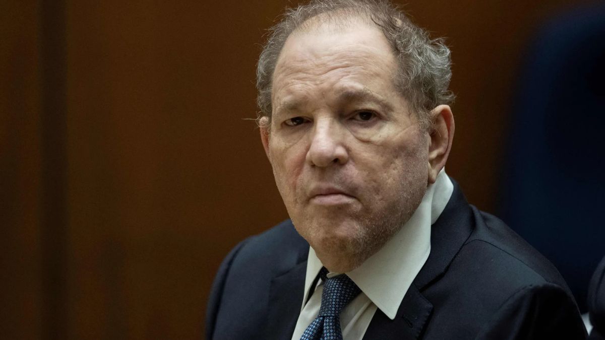 weinstein verdetto diviso al secondo processo colpevole di un8217aggressione assolto da un8217altra stallo sullo stupro