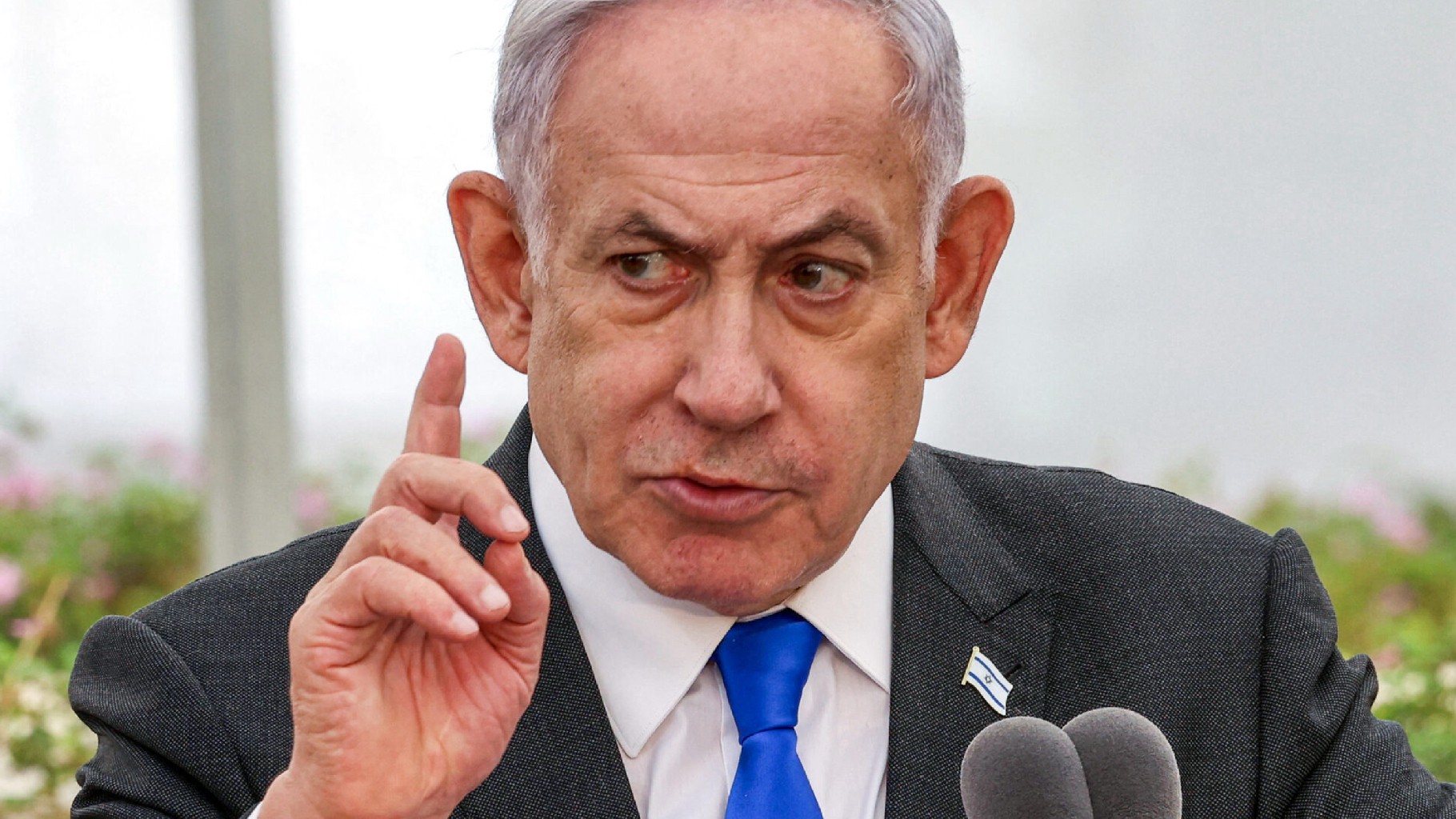 Netanyahu intossicato da cibo avariato: mistero sull’origine, massima allerta a Gerusalemme Netanyahu intossicato da cibo avariato: mistero sull’origine, massima allerta a Gerusalemme