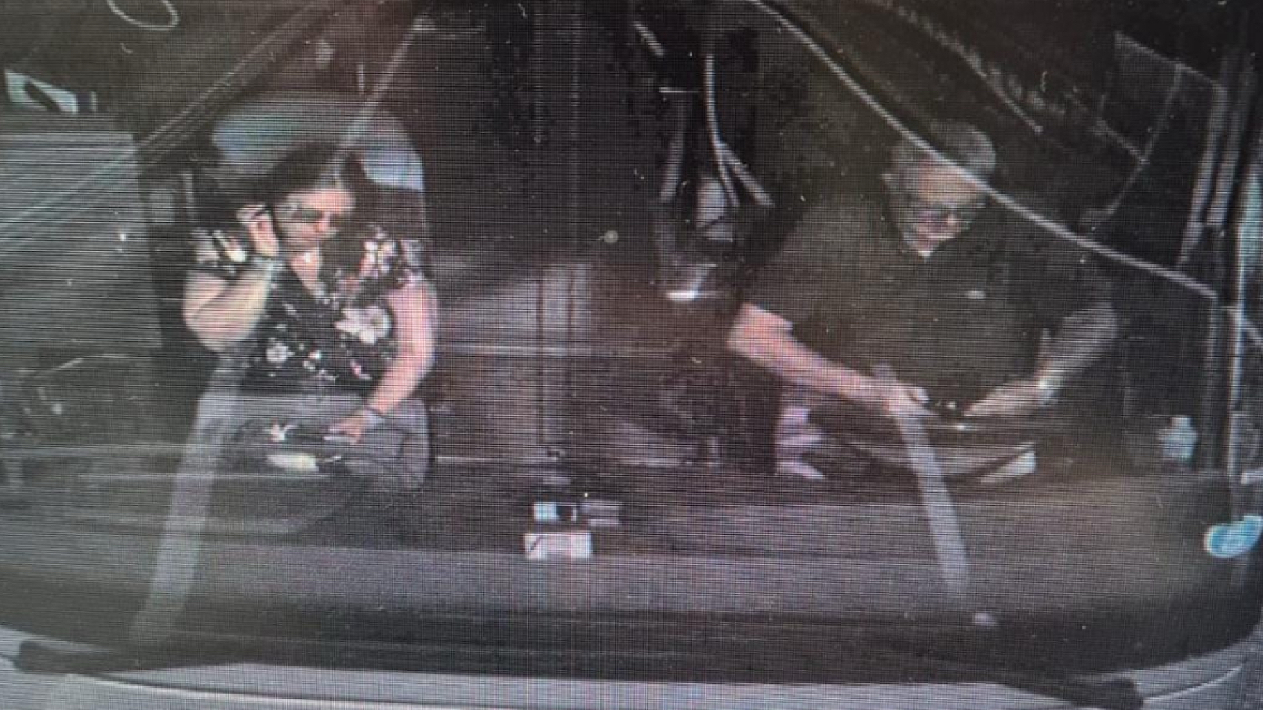 Domiciliari all’autista del bus in gita: era al cellulare, morta una maestra e feriti 30 bambini