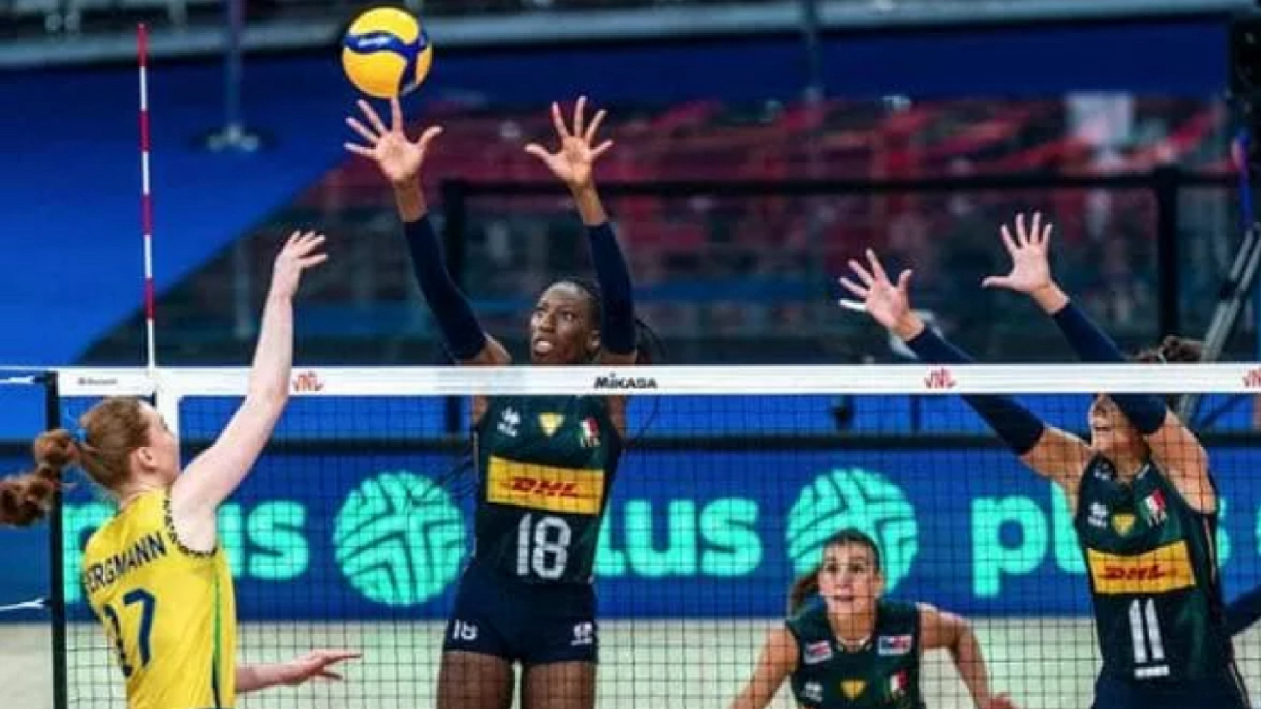 Volley, l’Italia è campione di Nations League: 3 1 al Brasile. Egonu fuori, Antropova protagonista Volley, l’Italia è campione di Nations League: 3 1 al Brasile. Egonu fuori, Antropova protagonista
