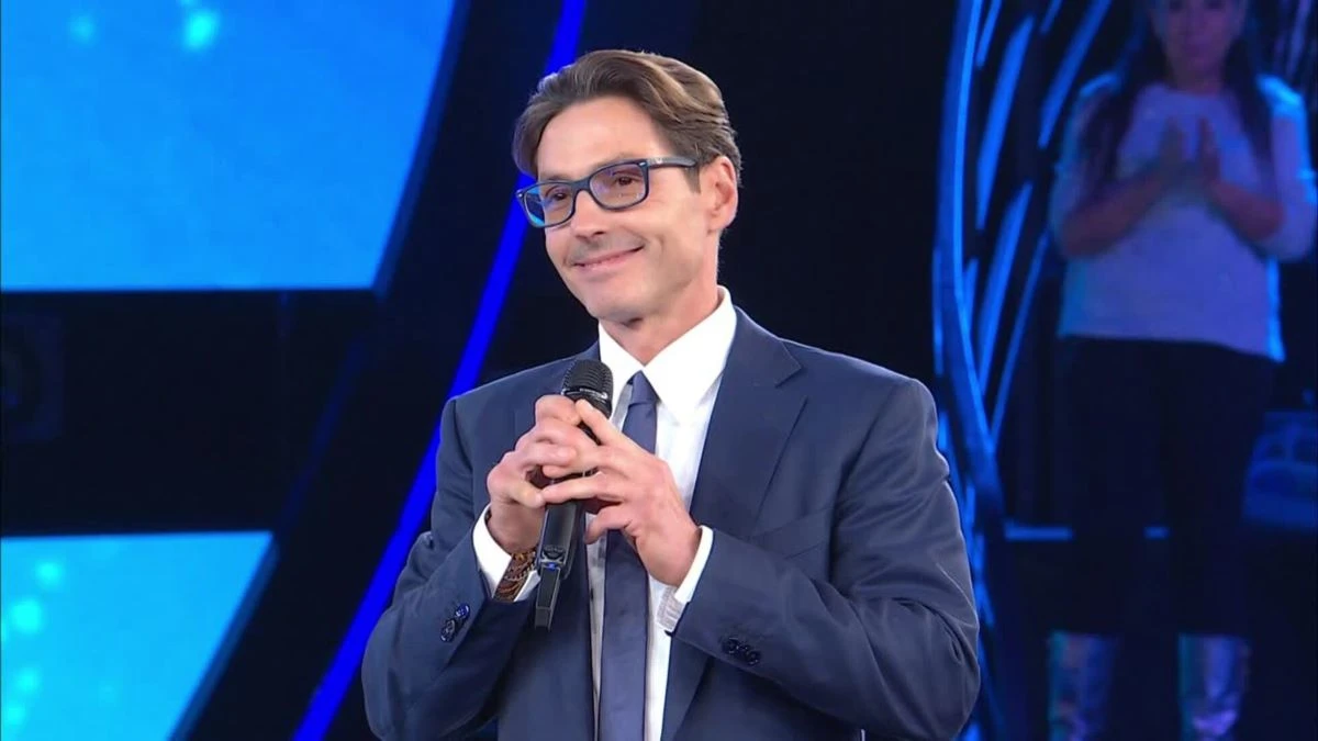 Boom Mediaset, hanno preso il conduttore messo fuori dalla Rai Boom Mediaset, hanno preso il conduttore messo fuori dalla Rai