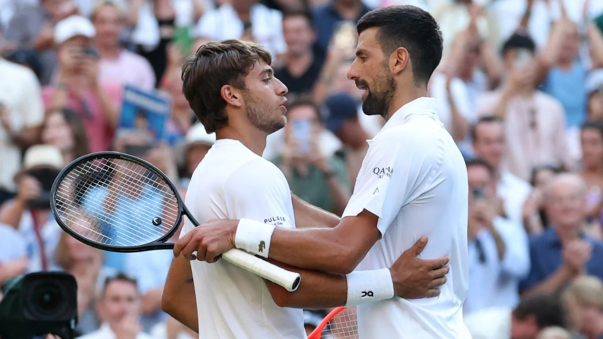 Cobolli, la favola è solo all’inizio: le parole di Djokovic sono da sogno Cobolli, la favola è solo all’inizio: le parole di Djokovic sono da sogno
