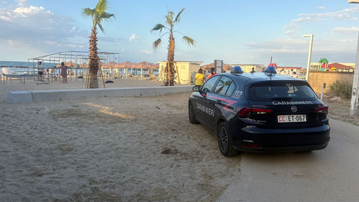 “Ha cercato di salvare i bambini”. Tragedia in Italia, il coraggio di Camillo strazia il cuore “Ha cercato di salvare i bambini”. Tragedia in Italia, il coraggio di Camillo strazia il cuore
