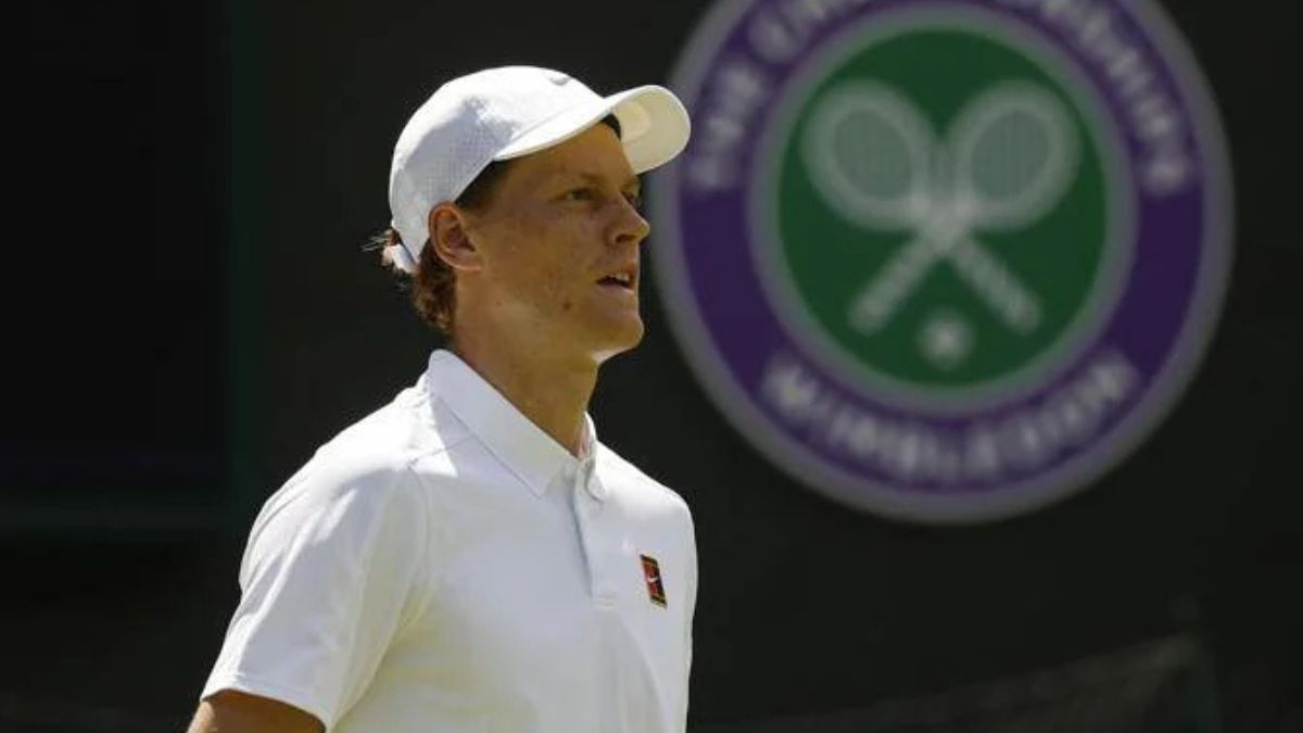 Wimbledon, il giorno di Sinner: quando gioca e come sta dopo l’infortunio Wimbledon, il giorno di Sinner: quando gioca e come sta dopo l’infortunio