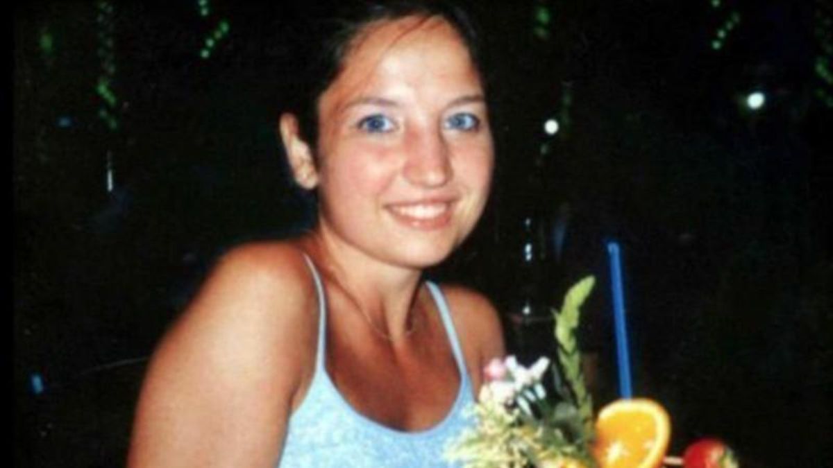 “Tagli sulle palpebre, ha visto qualcosa che non doveva vedere”. Chiara Poggi, la rivelazione shock dell’autopsia “Tagli sulle palpebre, ha visto qualcosa che non doveva vedere”. Chiara Poggi, la rivelazione shock dell’autopsia