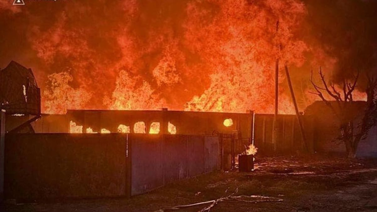 Attacco russo su Kiev nella notte: almeno 2 morti e oltre dieci feriti, esplodono incendi nella capitale