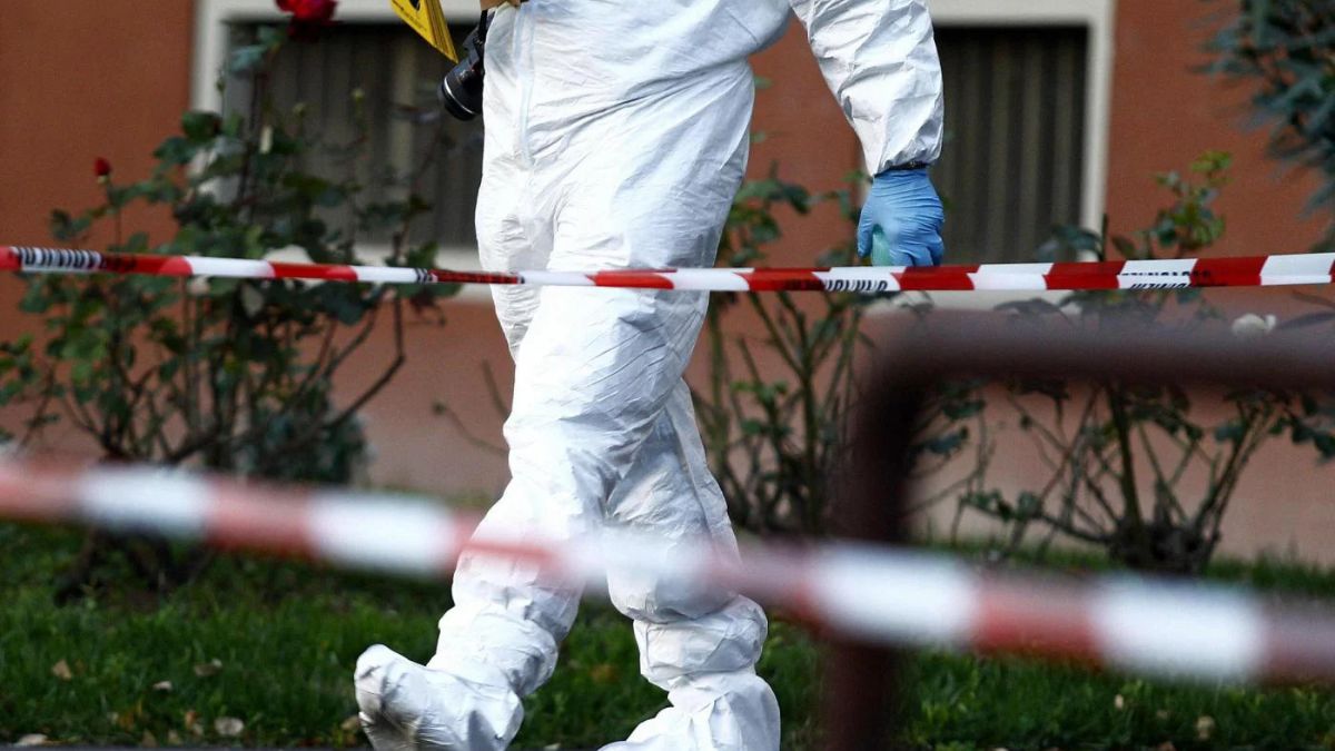 Trovata morta così, in mezzo alla strada: orrore in Italia, conosciuta e stimata da tutti Trovata morta così, in mezzo alla strada: orrore in Italia, conosciuta e stimata da tutti