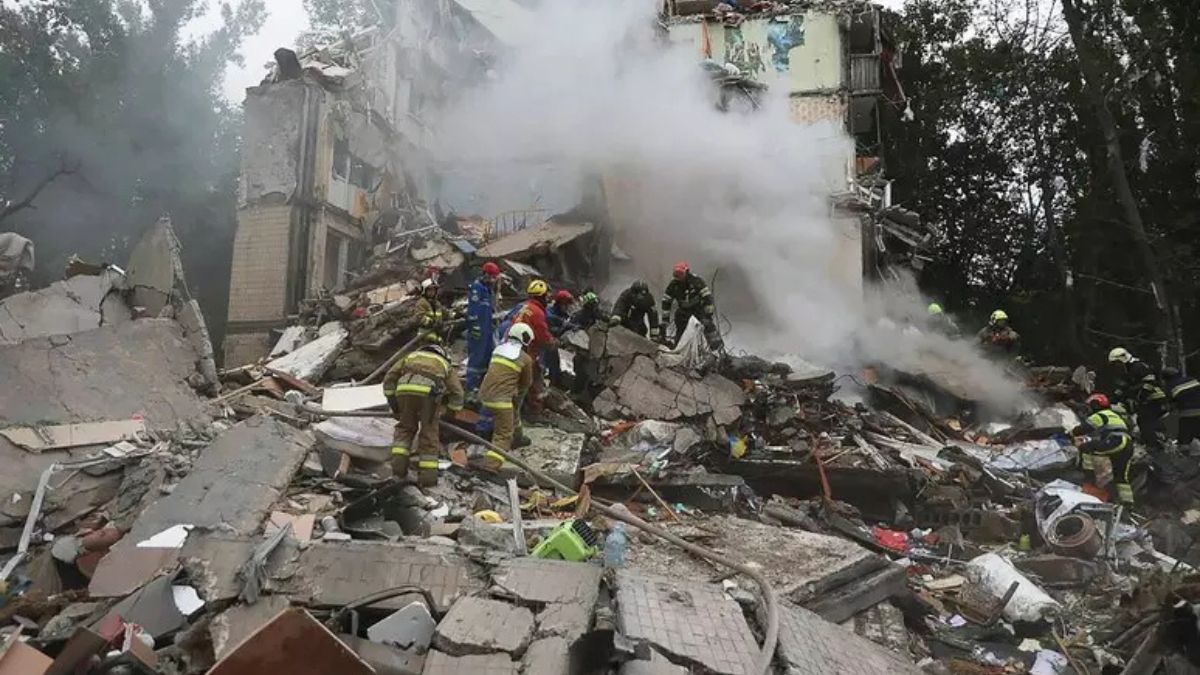 Strage spaventosa, bombe sulla capitale: oltre dieci morti, c’è anche un bambino Strage spaventosa, bombe sulla capitale: oltre dieci morti, c’è anche un bambino