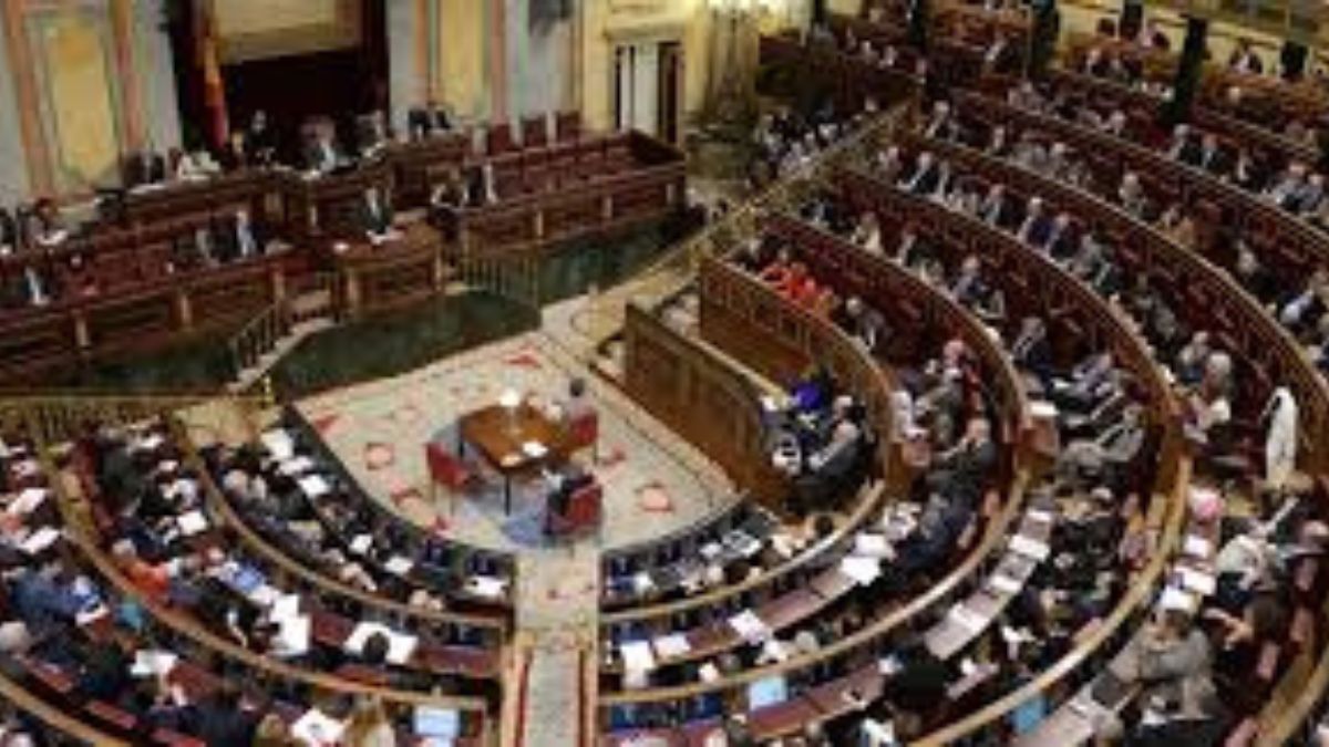 “Lo hanno arrestato, il governo può cadere!”. Accuse gravissime al premier: cosa succede “Lo hanno arrestato, il governo può cadere!”. Accuse gravissime al premier: cosa succede