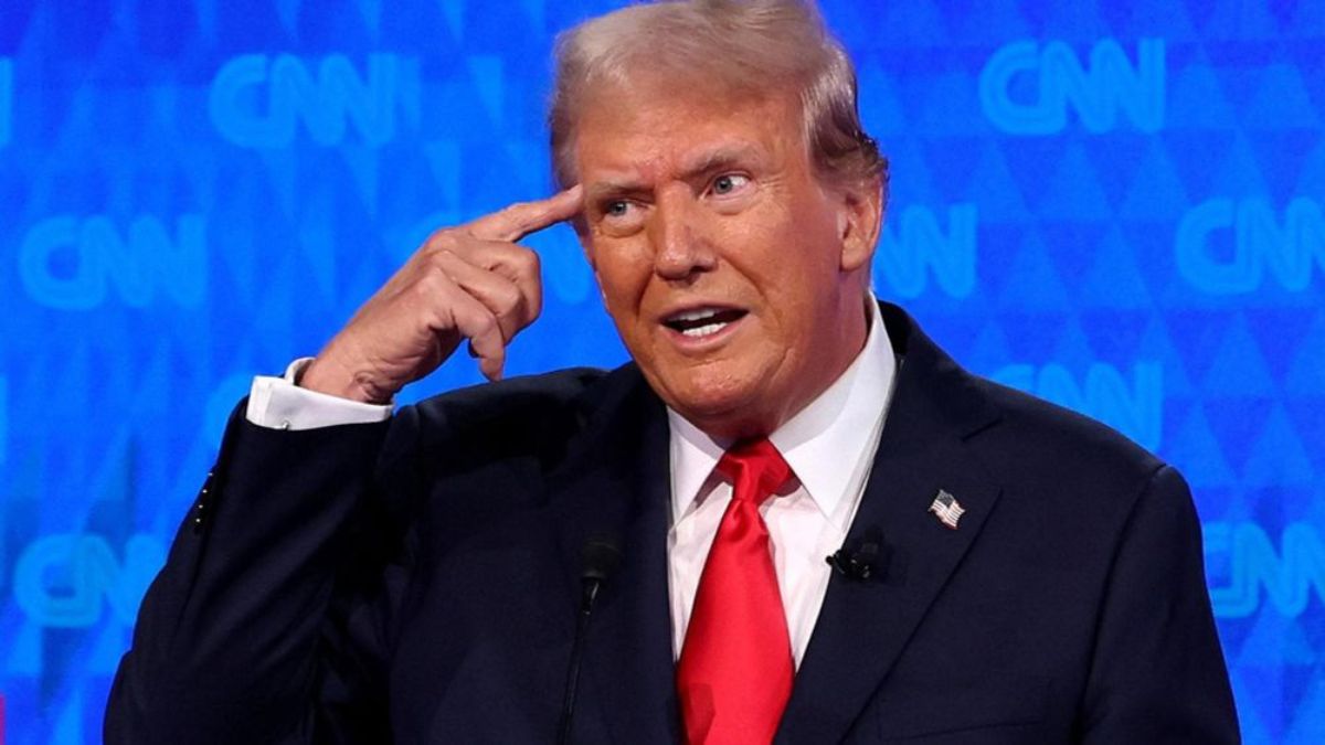 “Se lo fai, moriranno milioni di persone”: accusa gravissima a Trump “Se lo fai, moriranno milioni di persone”: accusa gravissima a Trump