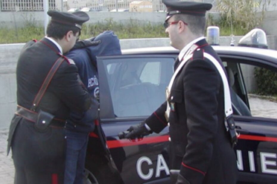 Acerra motorino investe ex