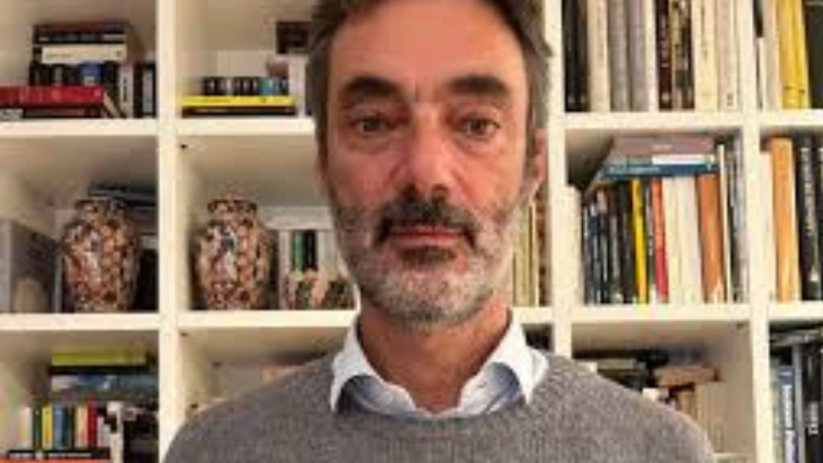 “Pillola abortiva? Le donne vanno sul water e…”. Parole shock del politico, è caos “Pillola abortiva? Le donne vanno sul water e…”. Parole shock del politico, è caos