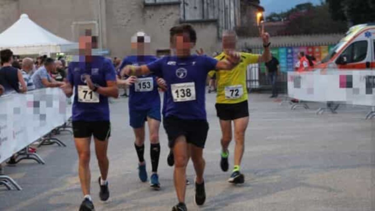 malore improvviso il dramma del giovane podista dopo aver tagliato il traguardo