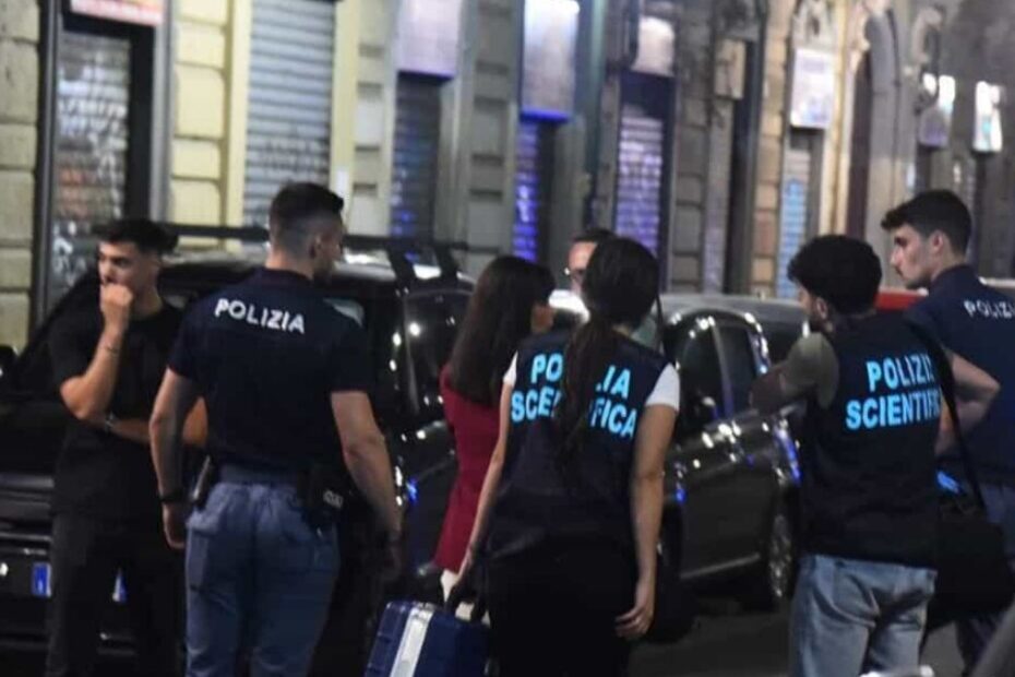 Torino ucciso strada coltellate