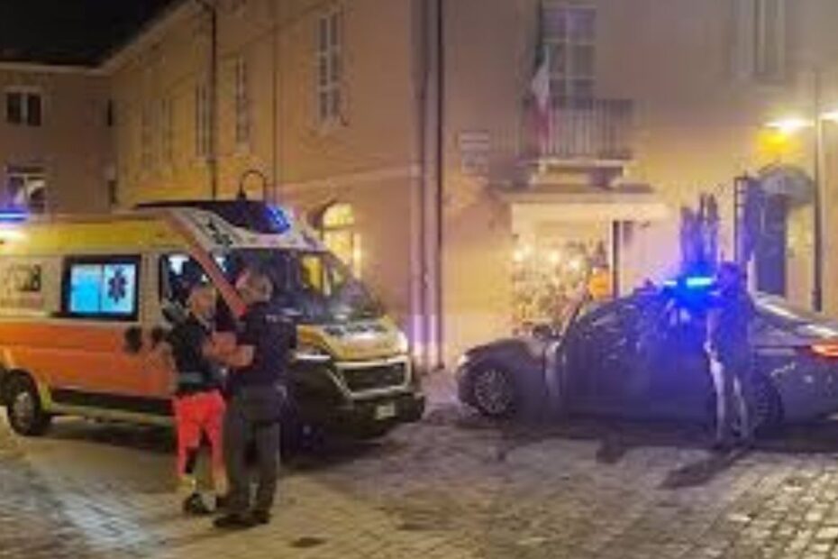 Ravenna minorenne accoltellato centro