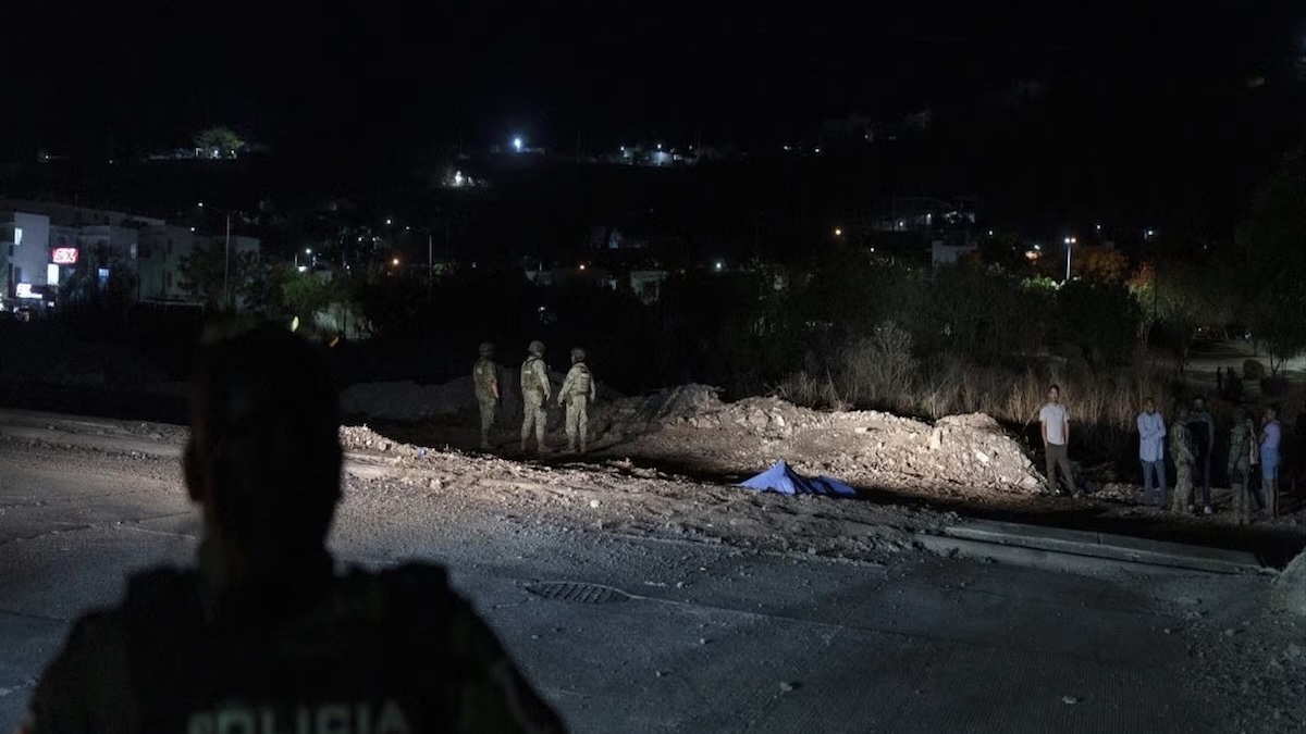 Trovati 4 corpi decapitati e appesi, accanto a loro l’orrore più grande Trovati 4 corpi decapitati e appesi, accanto a loro l’orrore più grande