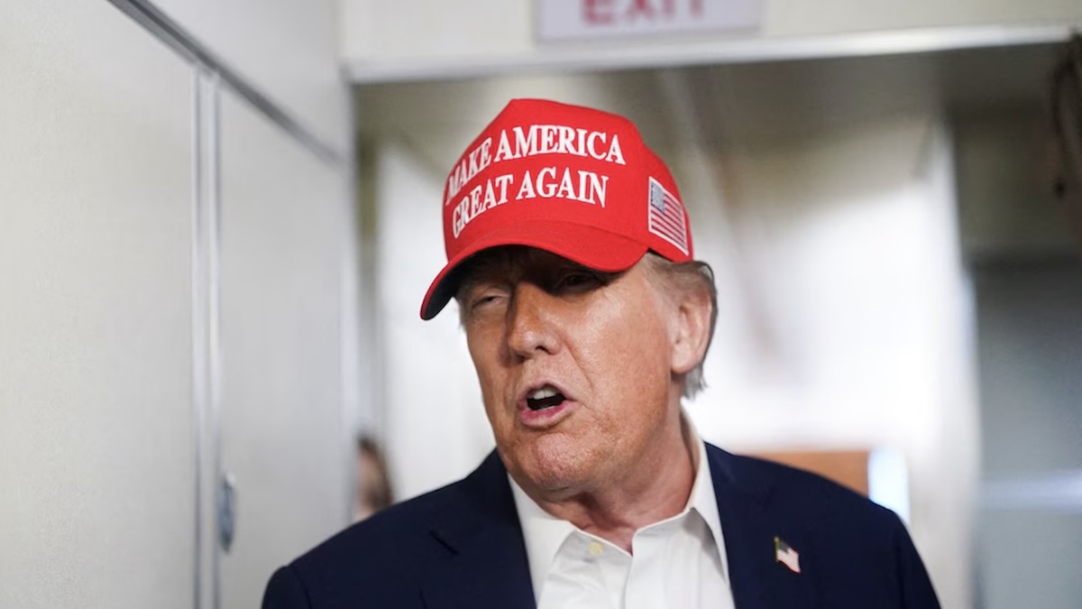 Ucraina, la decisione di Trump sulle armi. “Non sono per niente contento di Putin”