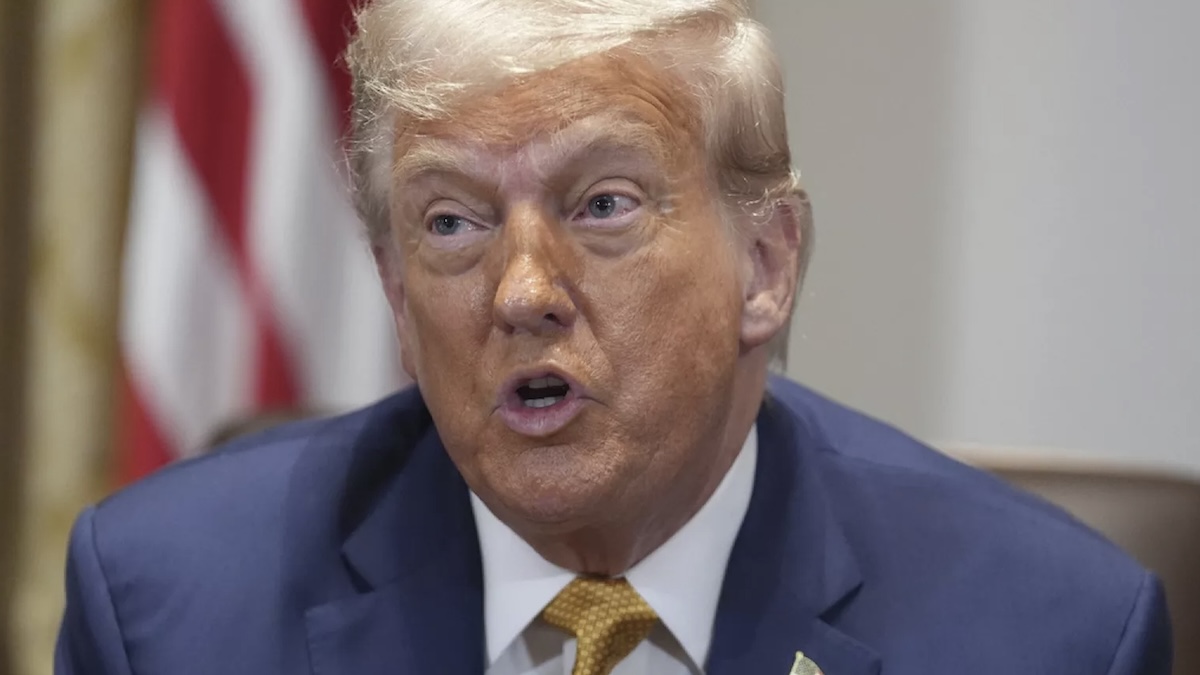 Ucraina, oggi Trump annuncia un nuovo piano per armare Kiev. Putin, l’attacco massivo entro due mesi Ucraina, oggi Trump annuncia un nuovo piano per armare Kiev. Putin, l’attacco massivo entro due mesi