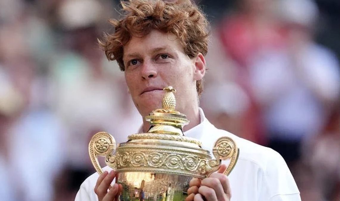 “Sinner non doveva giocare a Wimbledon”, ce lo hanno detto così: esplodono le polemiche “Sinner non doveva giocare a Wimbledon”, ce lo hanno detto così: esplodono le polemiche
