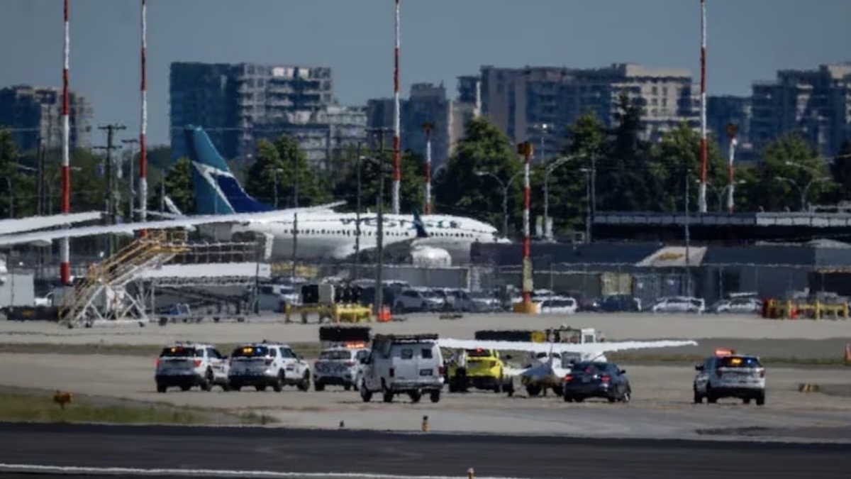 Minaccia il pilota e dirotta l’aereo: è caccia in volo. Accerchiato Minaccia il pilota e dirotta l’aereo: è caccia in volo. Accerchiato
