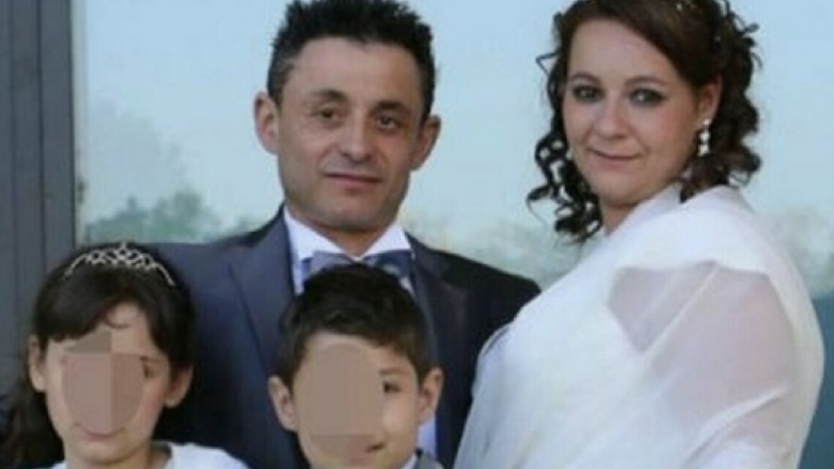 Strage di Altavilla, il particolare shock: “Cosa abbiamo fatto al corpo di mia mamma” Strage di Altavilla, il particolare shock: “Cosa abbiamo fatto al corpo di mia mamma”