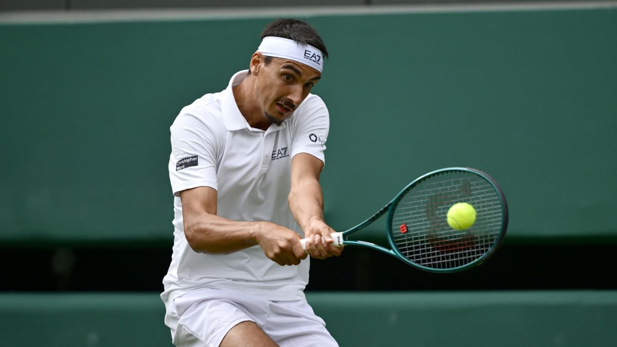 Sonego, che beffa per il tennista: accade in campo Sonego, che beffa per il tennista: accade in campo