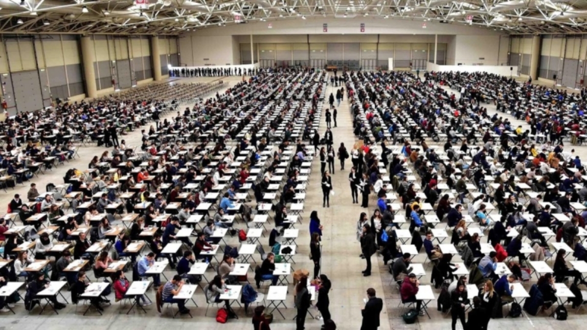 Nuovo concorso pubblico: 2700 posti: bando, requisiti e stipendio. Tutto quello che devi sapere Nuovo concorso pubblico: 2700 posti: bando, requisiti e stipendio. Tutto quello che devi sapere