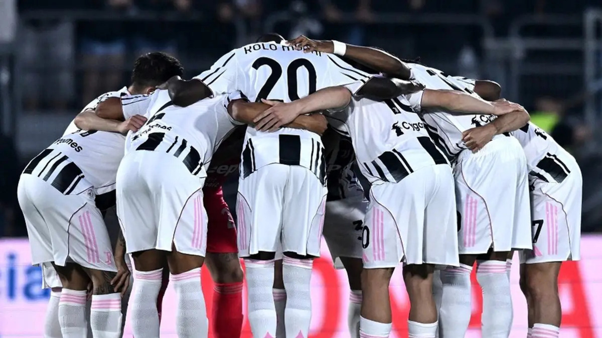 Juve in lutto, addio a un vero mito Juve in lutto, addio a un vero mito