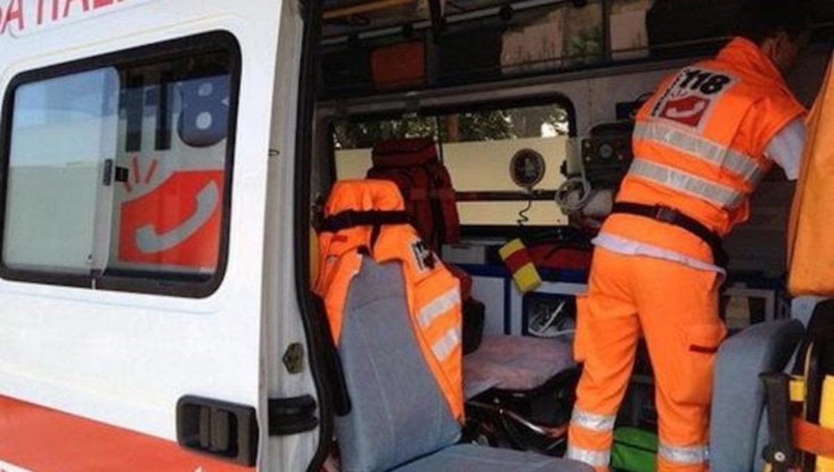 Italia. “Il suo braccio…!”. Orrore in fabbrica, tragedia spaventosa: operaio finisce così