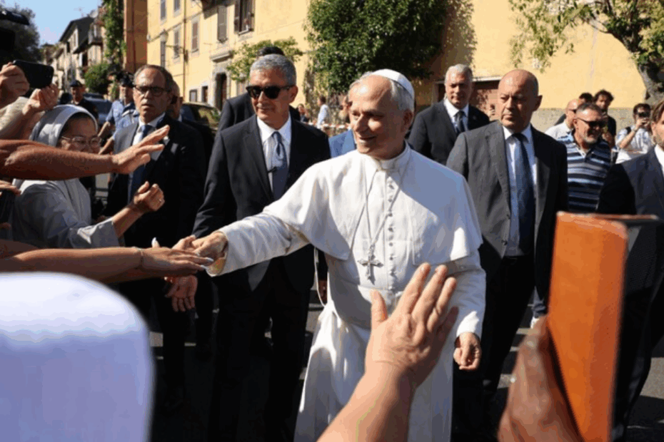 papa castel gandolfo