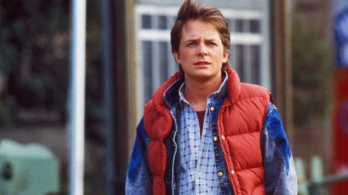 Ritorno al futuro, l’iconico film fa il compleanno: il messaggio di Michael J. Fox per i fan è mitico!