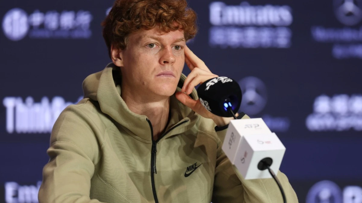 “Con i soldi che ho…”. Jannik Sinner perde il controllo ed è gelo in conferenza stampa: cosa è successo “Con i soldi che ho…”. Jannik Sinner perde il controllo ed è gelo in conferenza stampa: cosa è successo