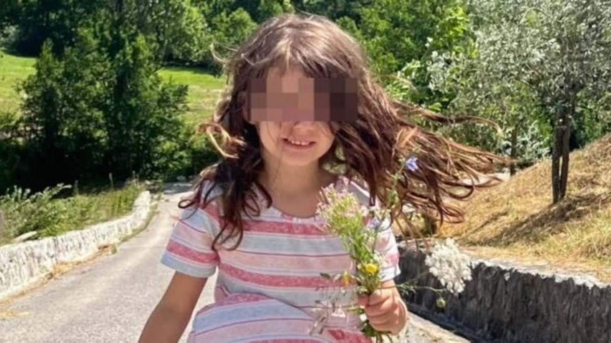 “Aveva solo 9 anni…”. Intero paese in lutto per Virginia: come è morta, assurdo “Aveva solo 9 anni…”. Intero paese in lutto per Virginia: come è morta, assurdo