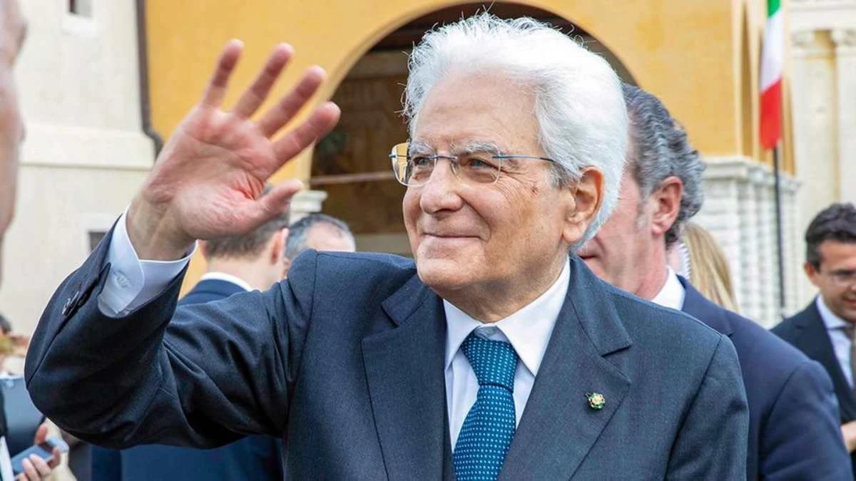 “Al Quirinale al posto di Mattarella”: l’ex premier sgancia la bomba “Al Quirinale al posto di Mattarella”: l’ex premier sgancia la bomba