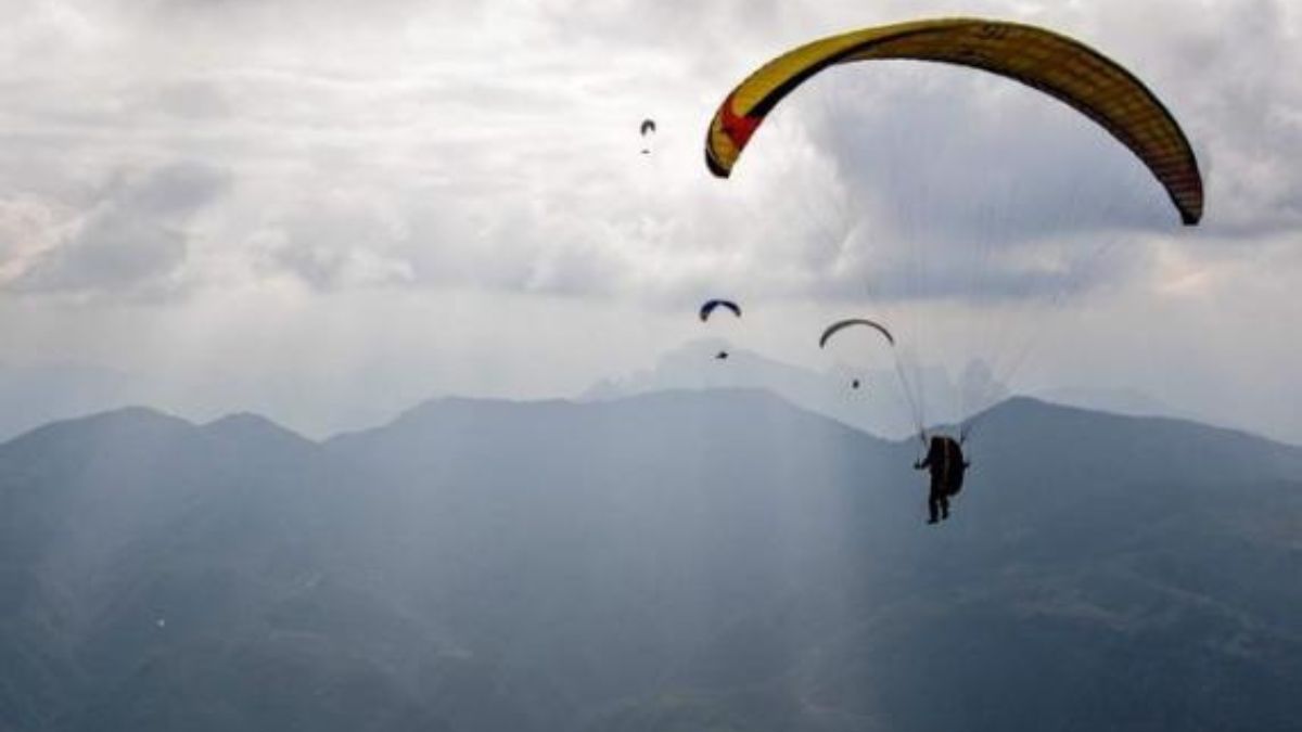 Italia. “Soli 24 anni!”, ragazza precipita con il parapendio: “Una fine tremenda” Italia. “Soli 24 anni!”, ragazza precipita con il parapendio: “Una fine tremenda”