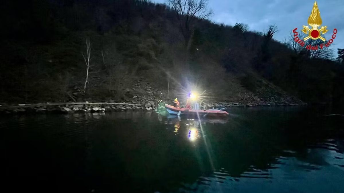 Cittadino tedesco disperso nel lago di Como dopo aver salvato i figli Cittadino tedesco disperso nel lago di Como dopo aver salvato i figli