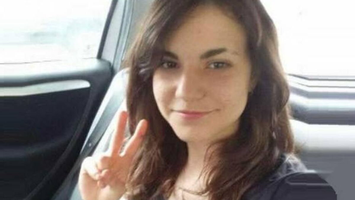“È scomparsa, aiutateci”. Alessia sparita da una settimana: solo 15 anni! Aiutiamo la famiglia “È scomparsa, aiutateci”. Alessia sparita da una settimana: solo 15 anni! Aiutiamo la famiglia