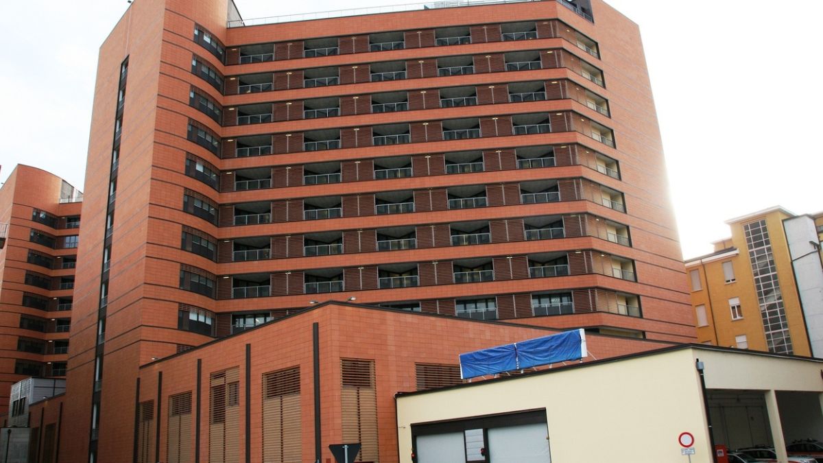 “Una morte orribile”: Dramma in Italia, il volo giù per nove piani e lo schianto: poi la scoperta “Una morte orribile”: Dramma in Italia, il volo giù per nove piani e lo schianto: poi la scoperta