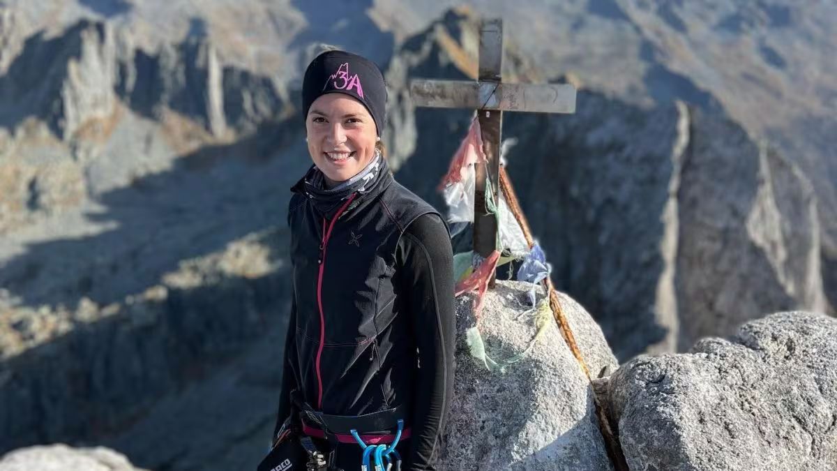 “Buona e gentile, sempre col sorriso”. Francesca muore così a soli 30 anni: un paese intero sotto shock “Buona e gentile, sempre col sorriso”. Francesca muore così a soli 30 anni: un paese intero sotto shock