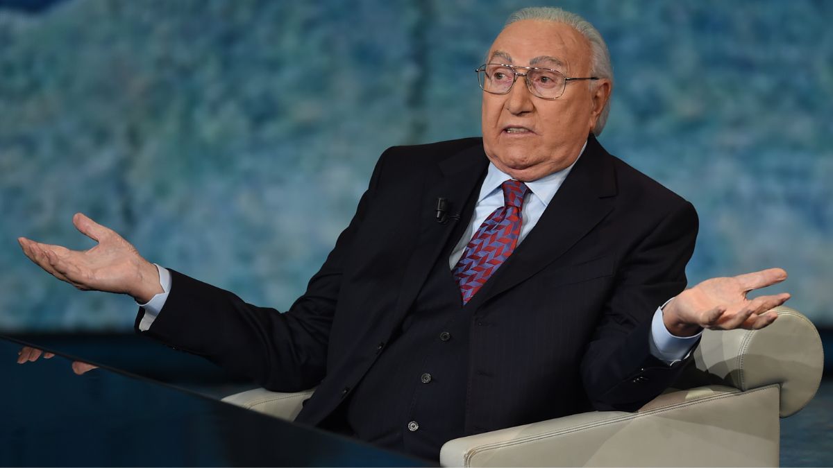 Pippo Baudo nel mirino dei Santapaola: l’attentato alla villa e la “punizione” per lui e Costanzo Pippo Baudo nel mirino dei Santapaola: l’attentato alla villa e la “punizione” per lui e Costanzo