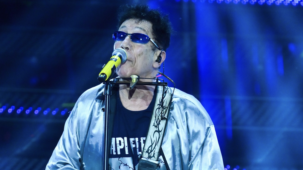 Edoardo Bennato, annullato il concerto per motivi di salute: cosa succede