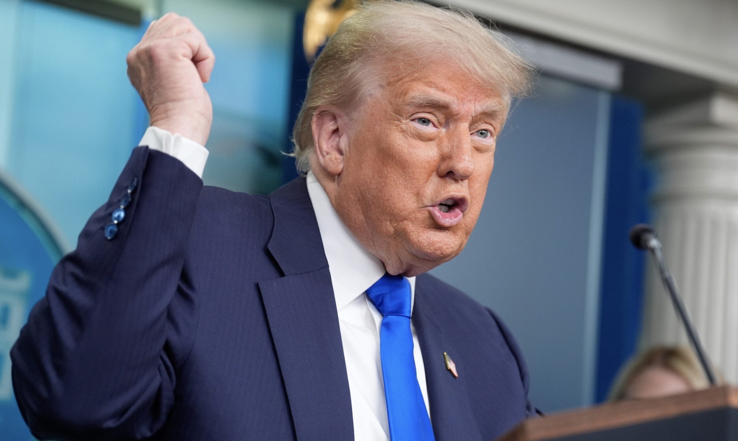 Palestina Stati Uniti, c’è tensione: Trump revoca i visti ai palestinesi Palestina Stati Uniti, c’è tensione: Trump revoca i visti ai palestinesi